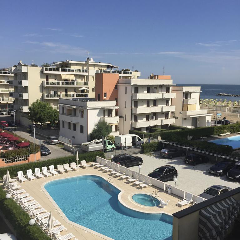 Park Hotel Serena Viserbella di Rimini Exteriör bild